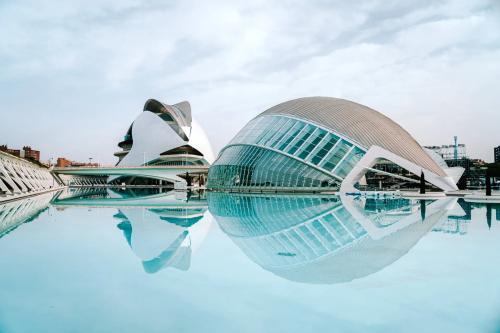 Taxi & Transfers Valencia Airport