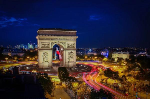 Noël à Paris 2025 : Découvrez la Ville Lumière dans sa saison la plus magique