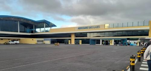 Lajes Airport Taxis