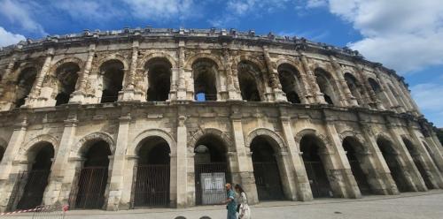 Такси из Аэропорта Ним