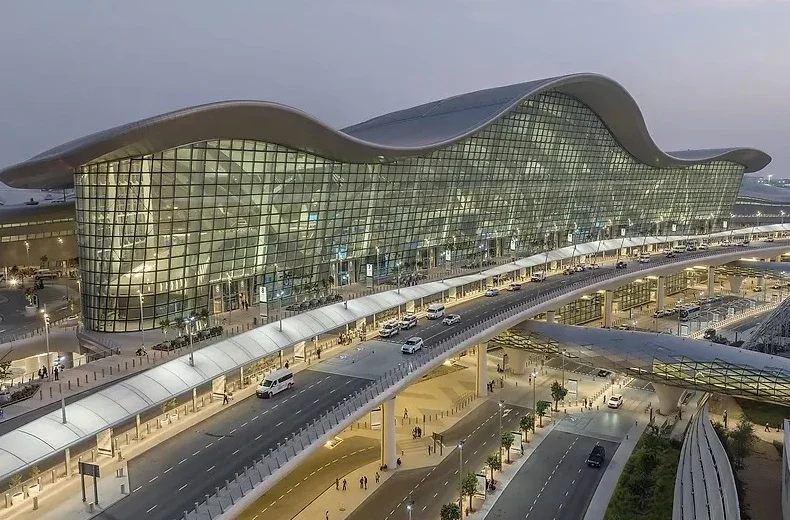 How-to-get-from-Abu-Dhabi-Airport-to-the-city?