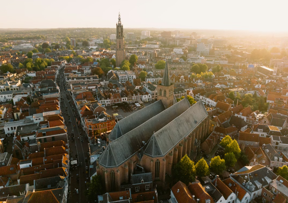 Amersfoorts-Storybook-Old-Town-in-Winter
