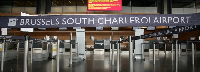 how to get from Brussels South Charleroi Airport to the city?