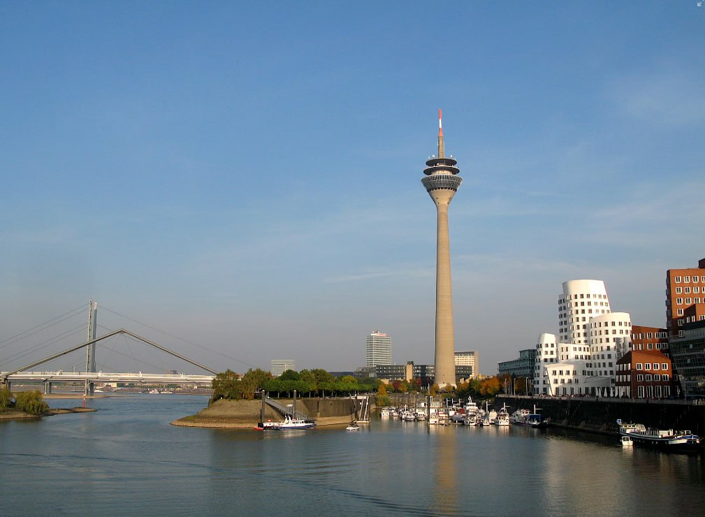 A Tall Tower In Macau Tower
