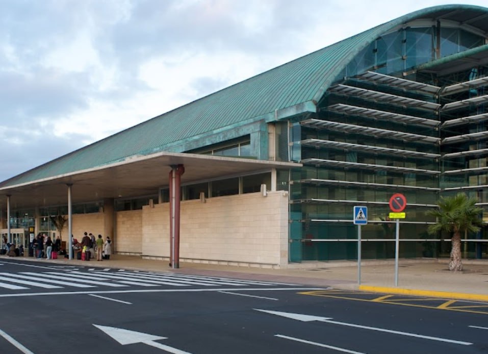 fuerteventura_airport_taxi