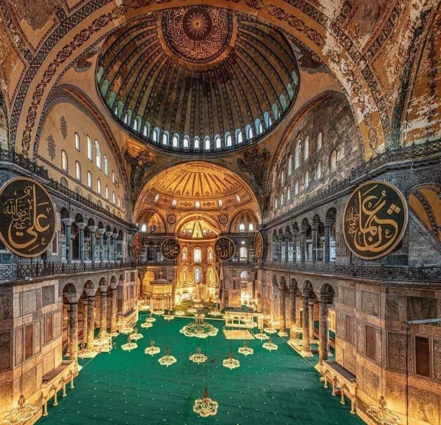 hagia__sophia_cathedral_constantinople