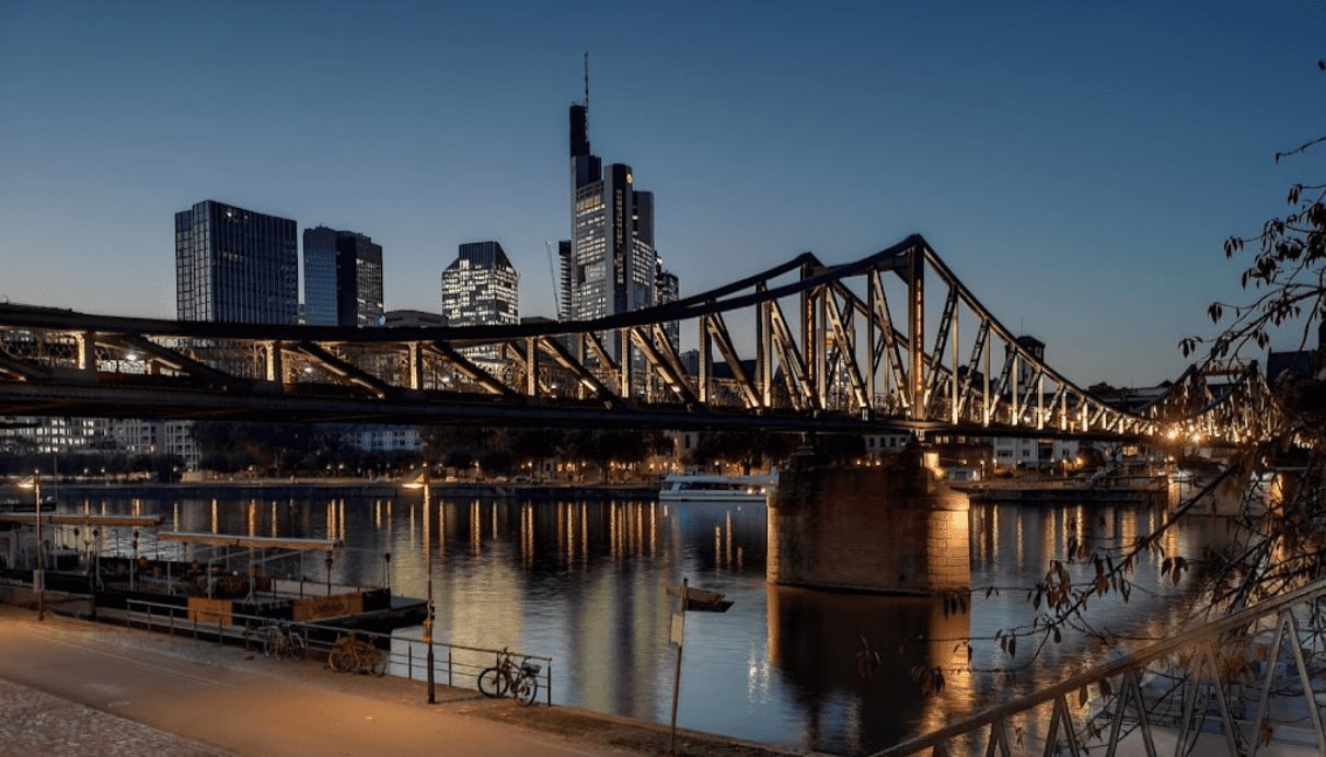 iron_bridge_frankfurt_am_main