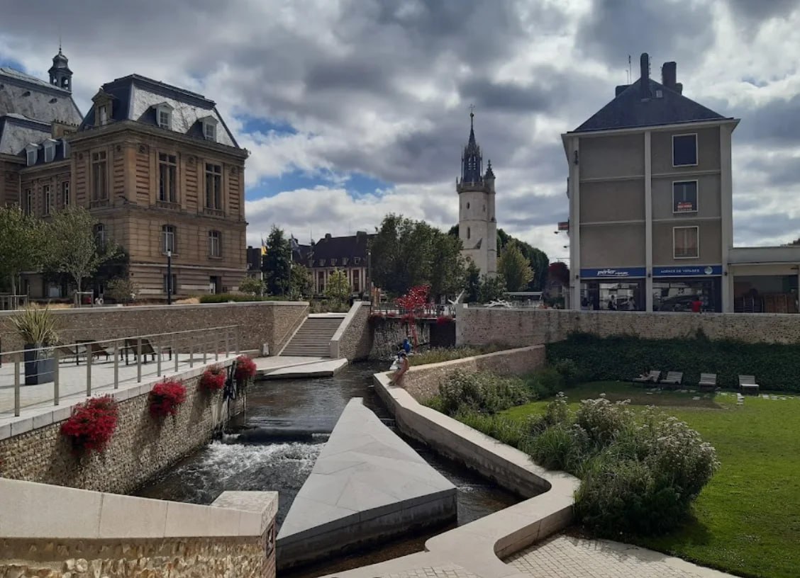 view_of_evreux_cathedral